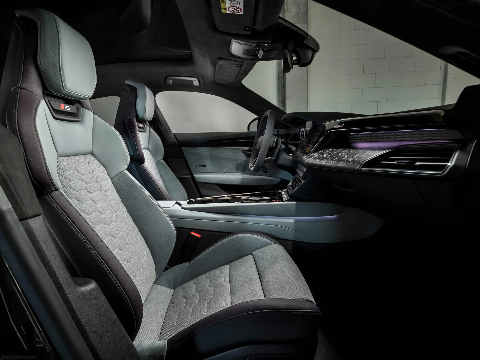 Audi RS e-tron GT performance (2025) – interiér