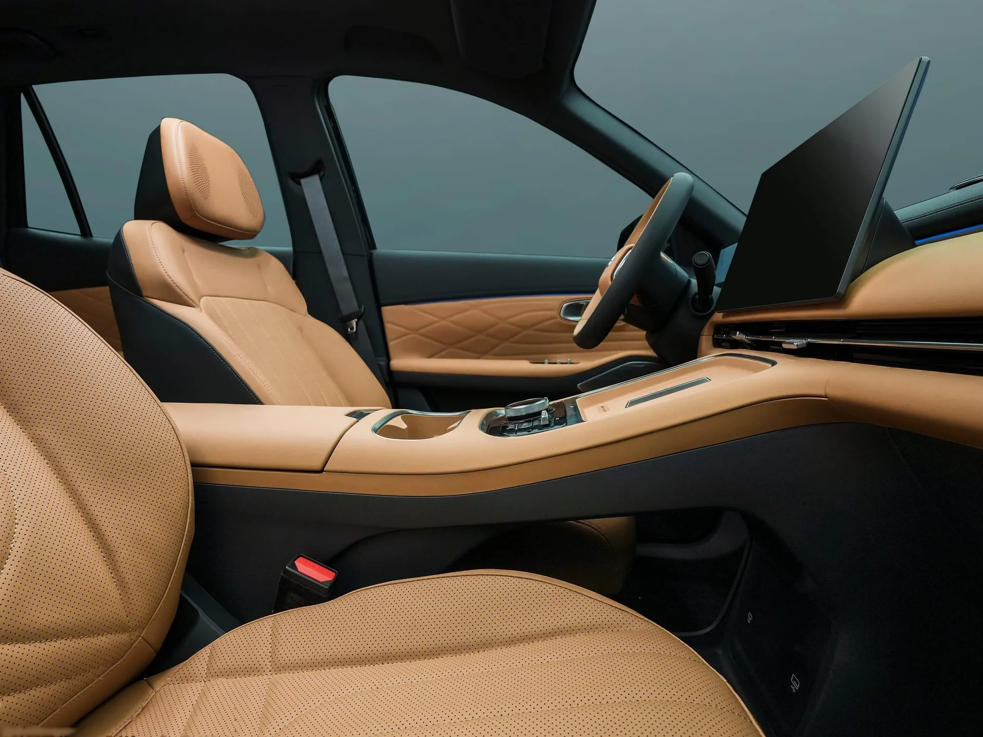 Geely Galaxy Starship 7 EM-i (2025) – interiér
