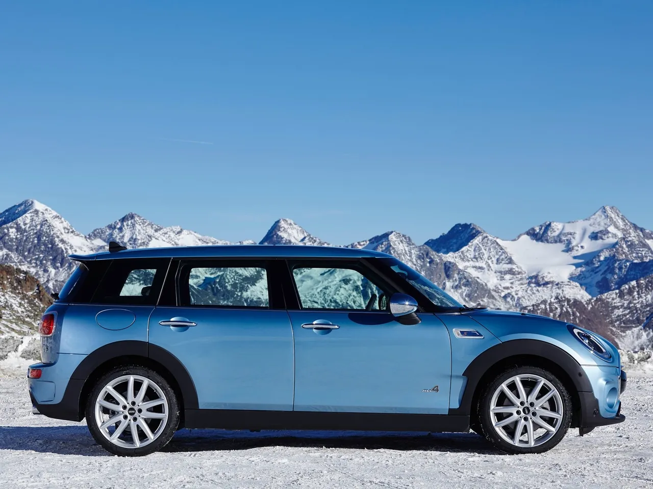Mini Clubman ALL4 (2016) – boční profil