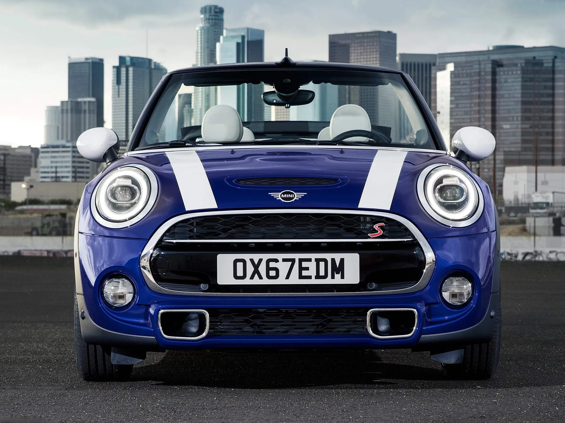 Mini Cooper S Convertible (2019) – zepředu