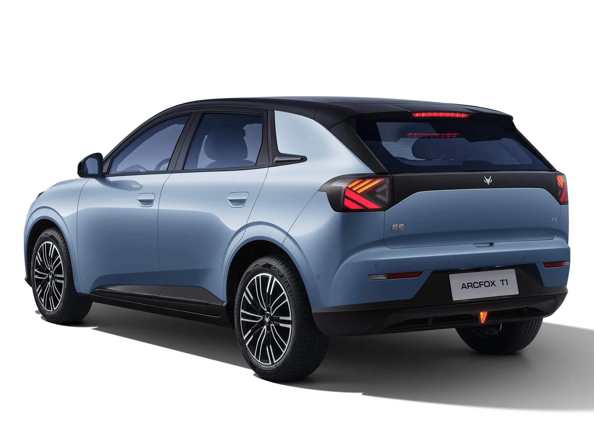 BAIC ArcFox T1 (2026) – zadní tříčtvrteční pohled