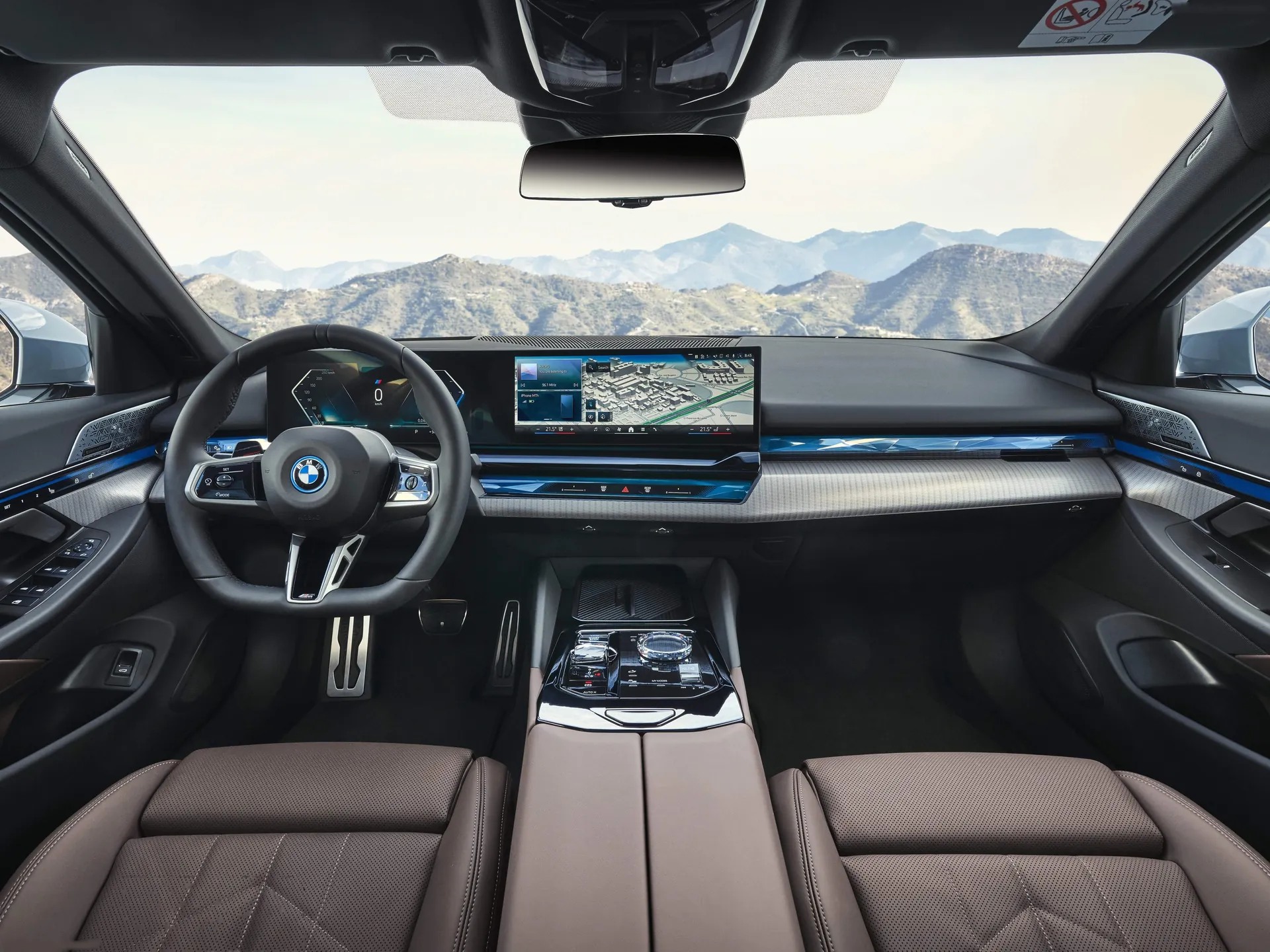 BMW i5 (2024) – interiér