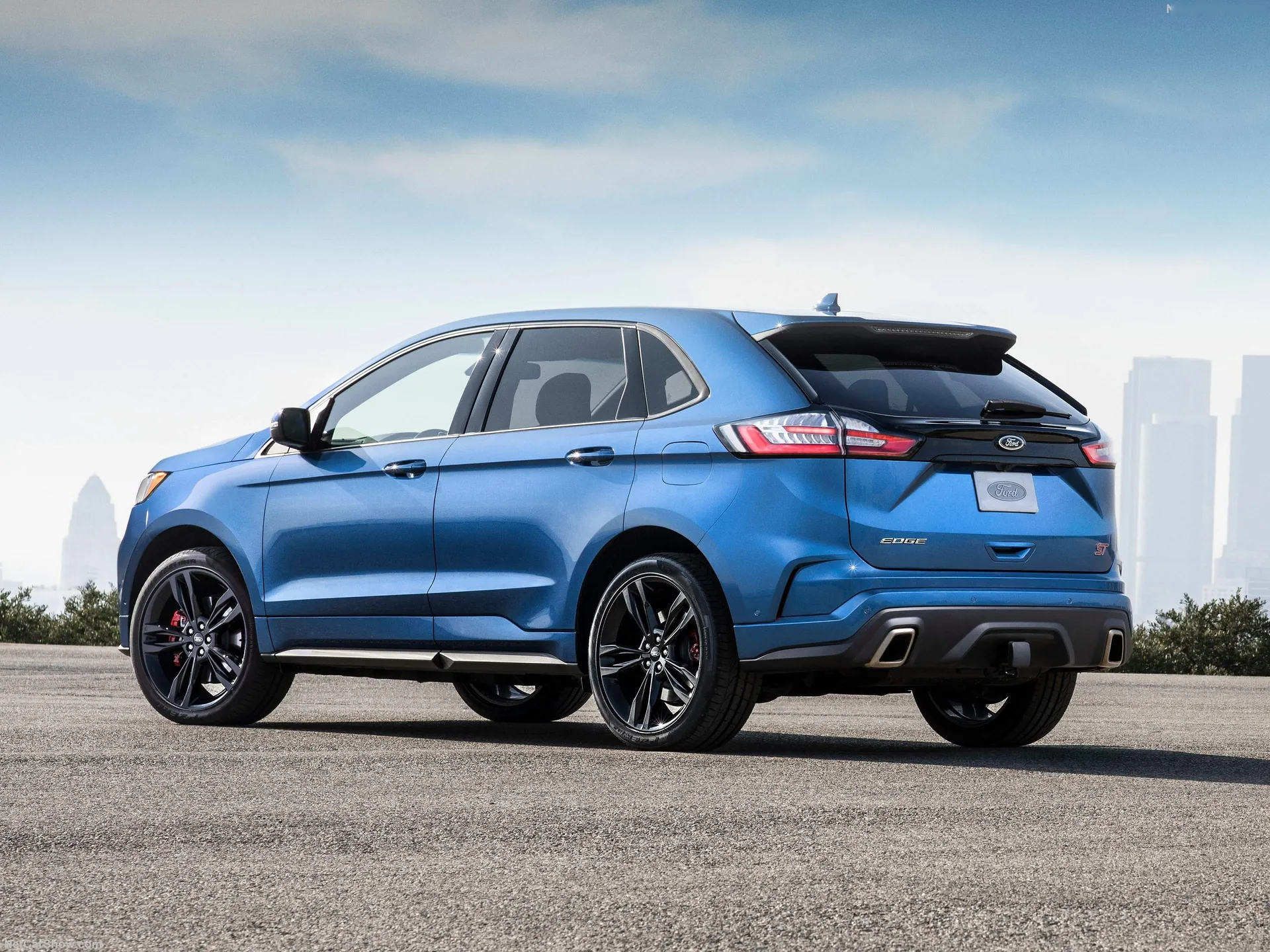 Ford Edge ST (2019) – zadní tříčtvrteční pohled