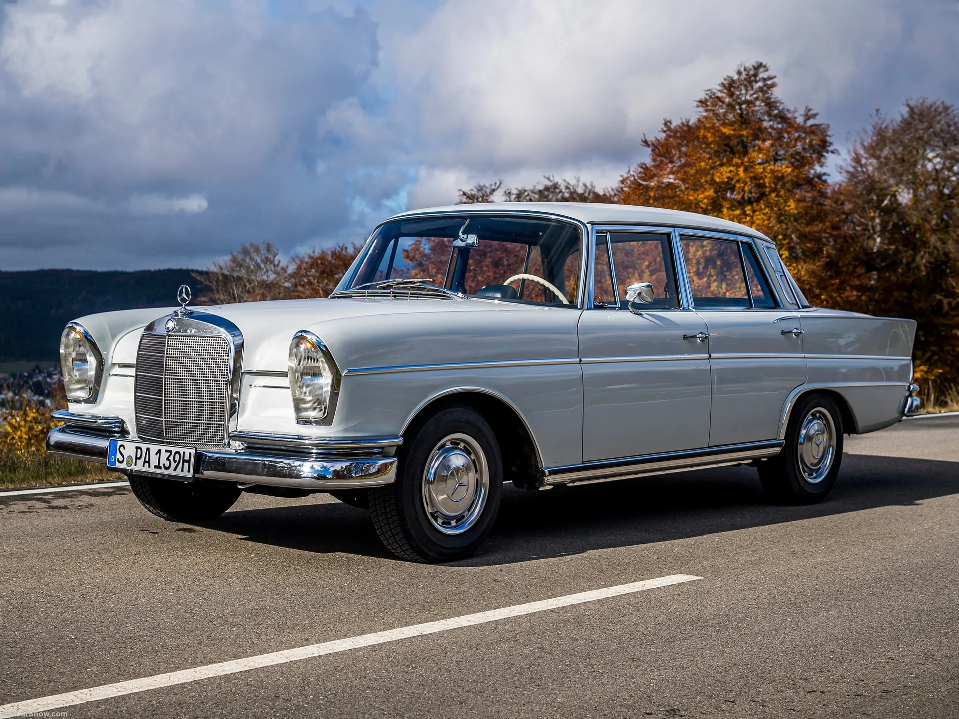 Mercedes-Benz 300 SE W112 (1961)