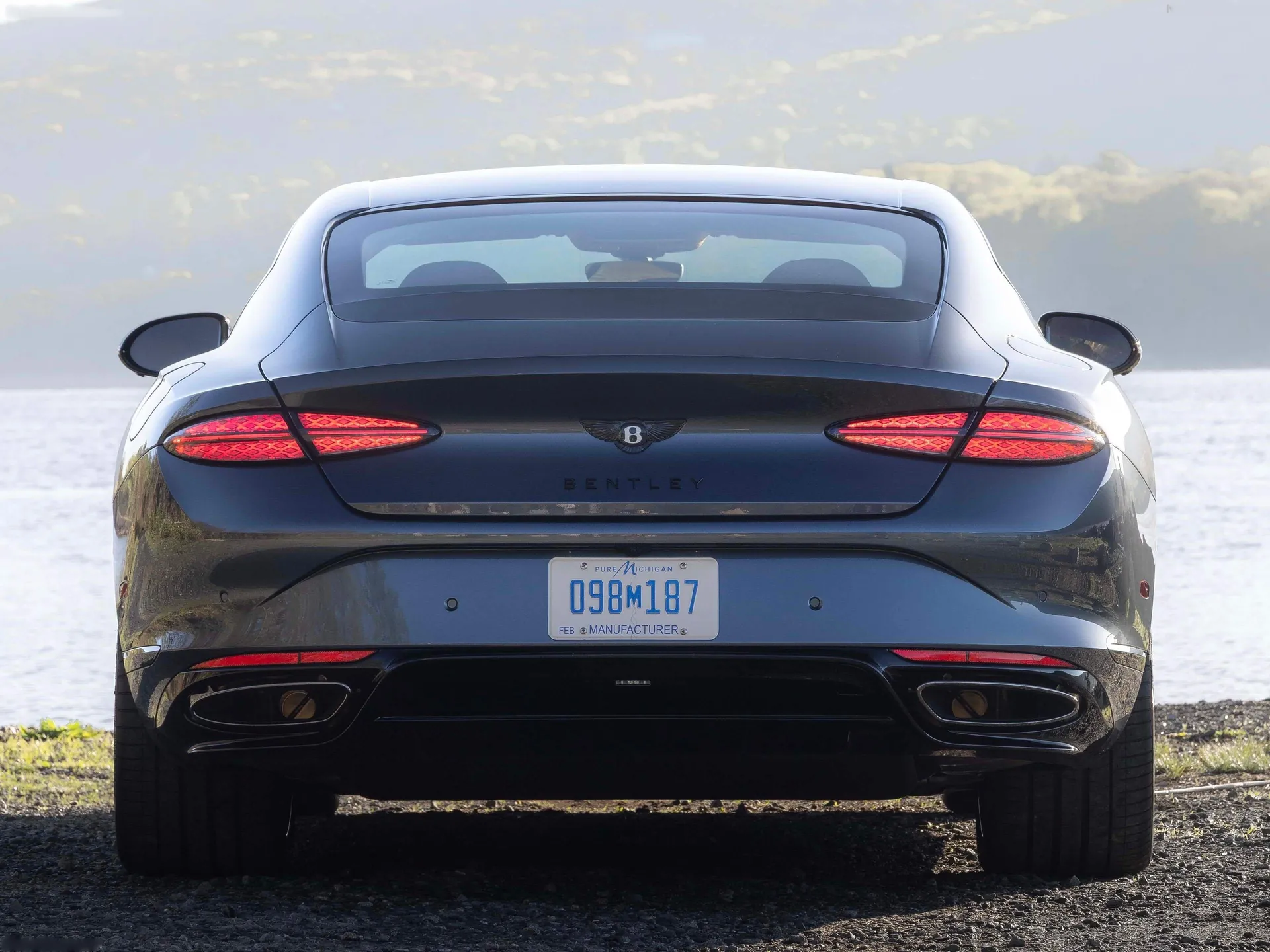Bentley Continental GT S (2027) – zezadu