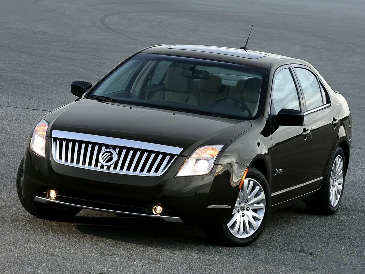 Mercury Milan Hybrid (2010)