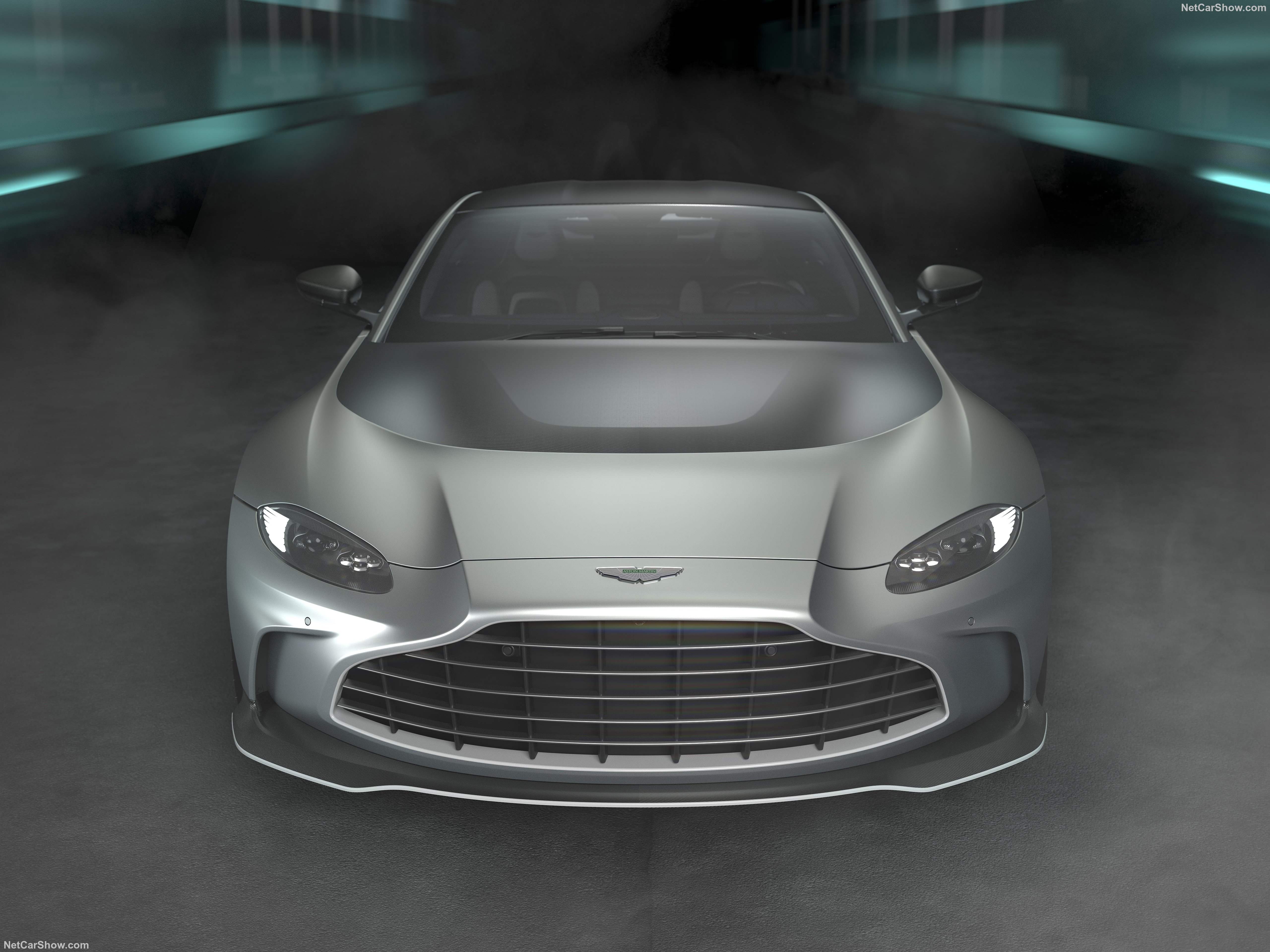 Aston Martin V12 Vantage (2023) – zepředu