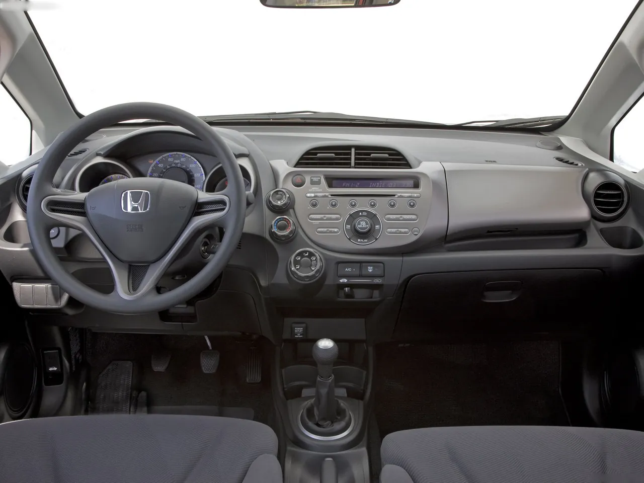 Honda Fit (2009) – interiér