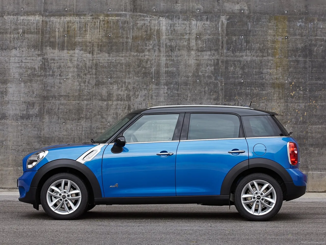Mini Countryman Cooper ALL4 (2013) - Side Profile