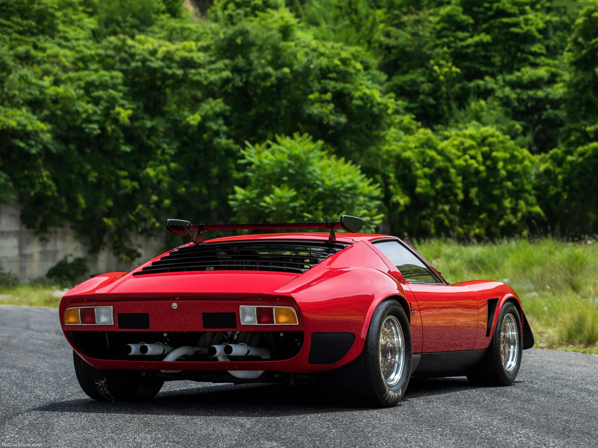 Lamborghini Miura SVR (1976) – zadní tříčtvrteční pohled