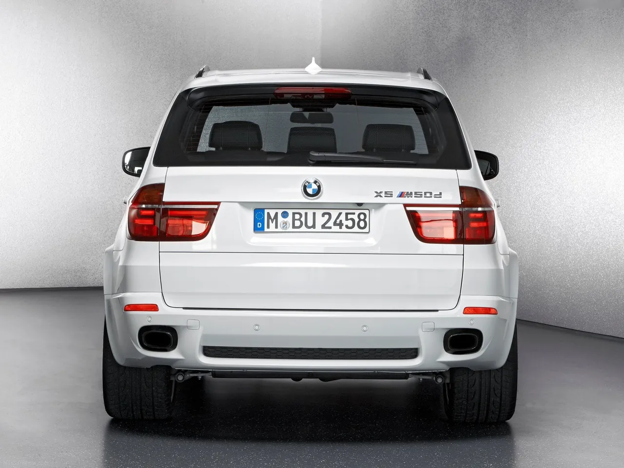 BMW X5 M50d (2013) – zezadu