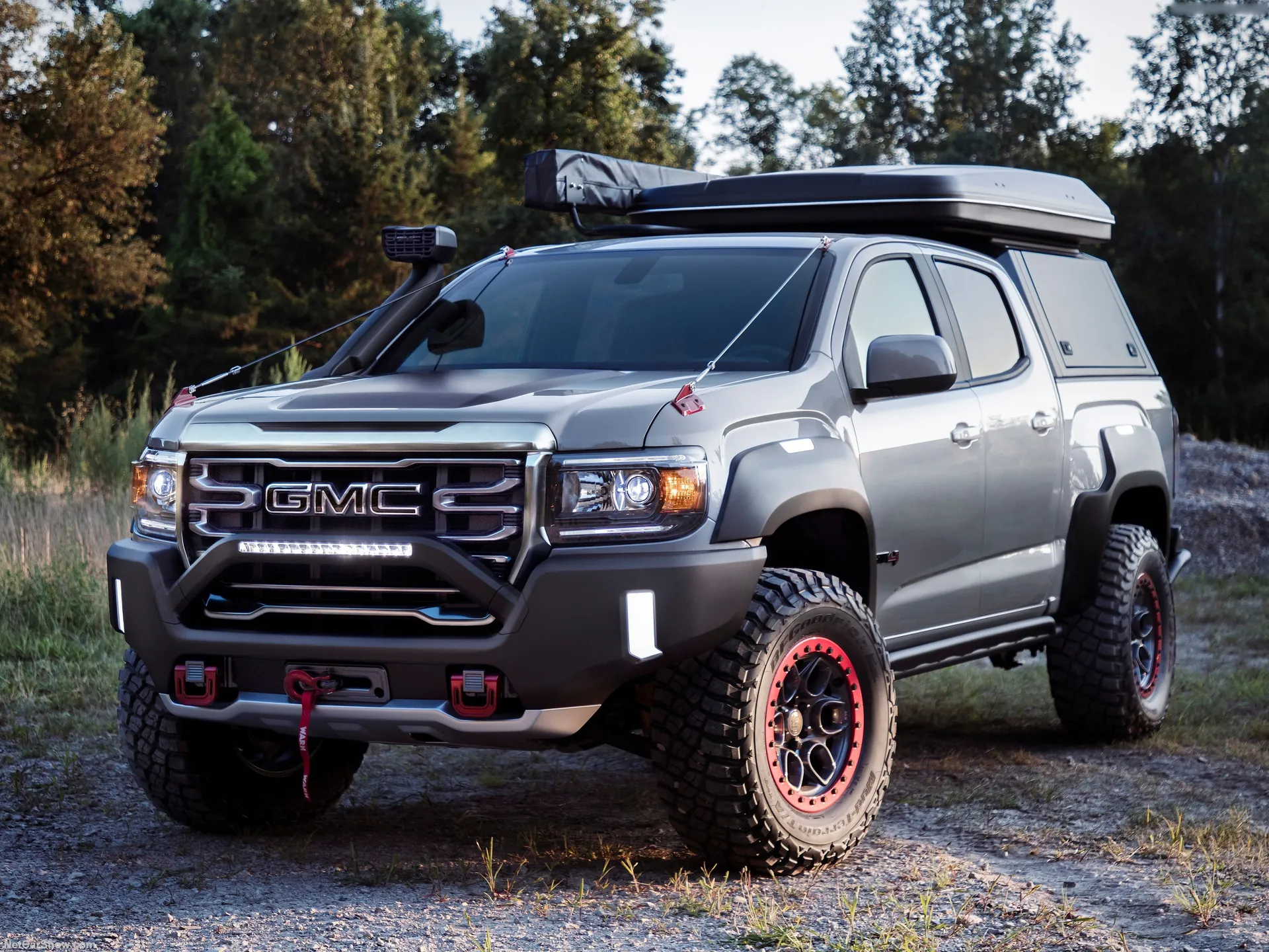 GMC Canyon AT4 OVRLANDX Concept (2021)