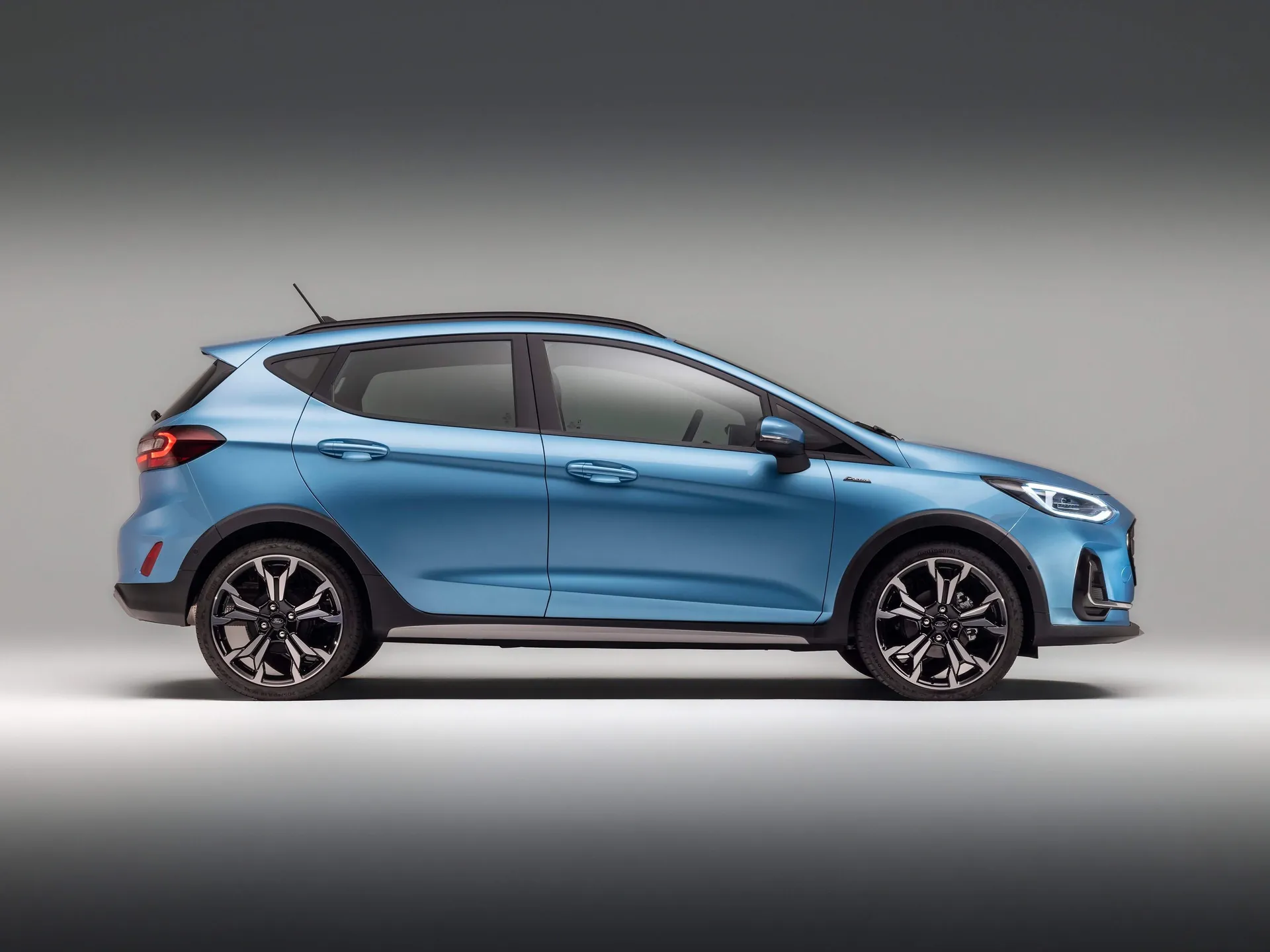 Ford Fiesta Active (2022) – boční profil