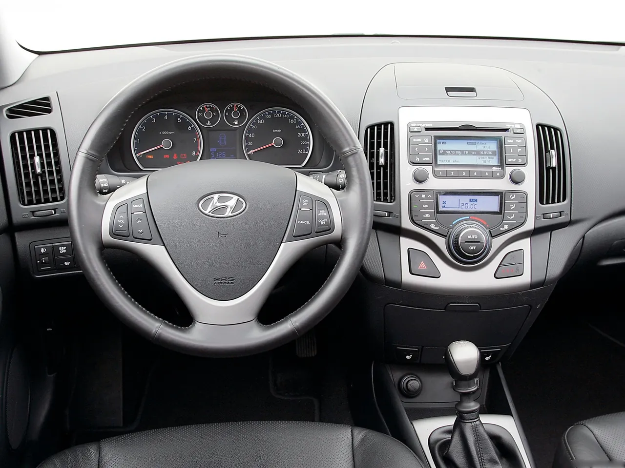 Hyundai i30 (2008) – interiér