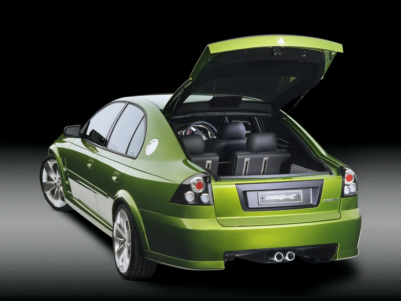 Holden SSX Concept (2002) – zadní tříčtvrteční pohled
