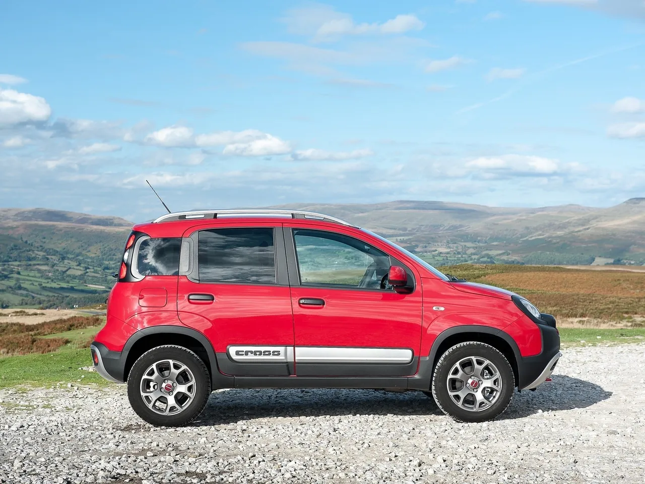 Fiat Panda Cross [UK] (2015) – boční profil