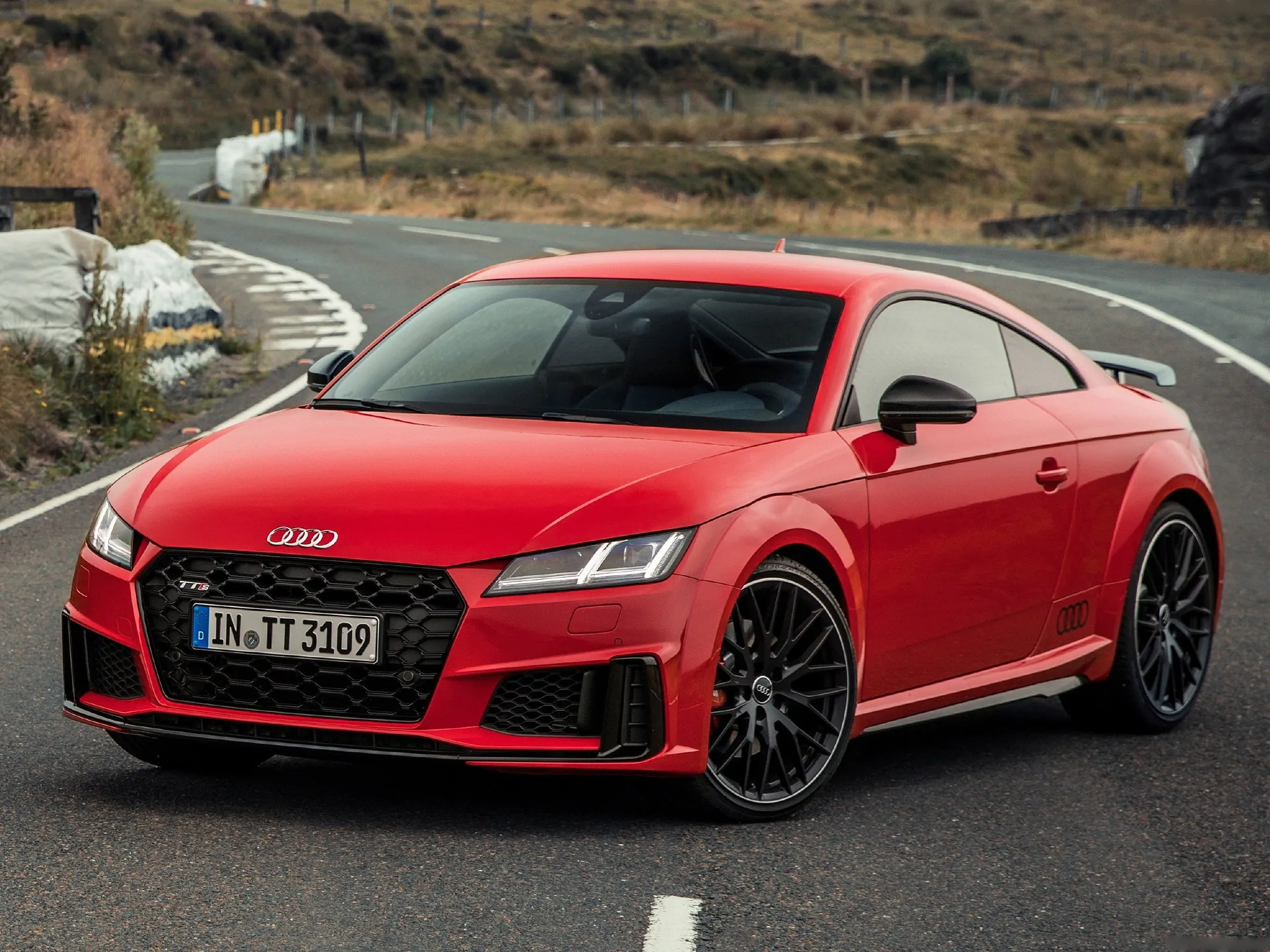 Audi TTS Coupe (2019)