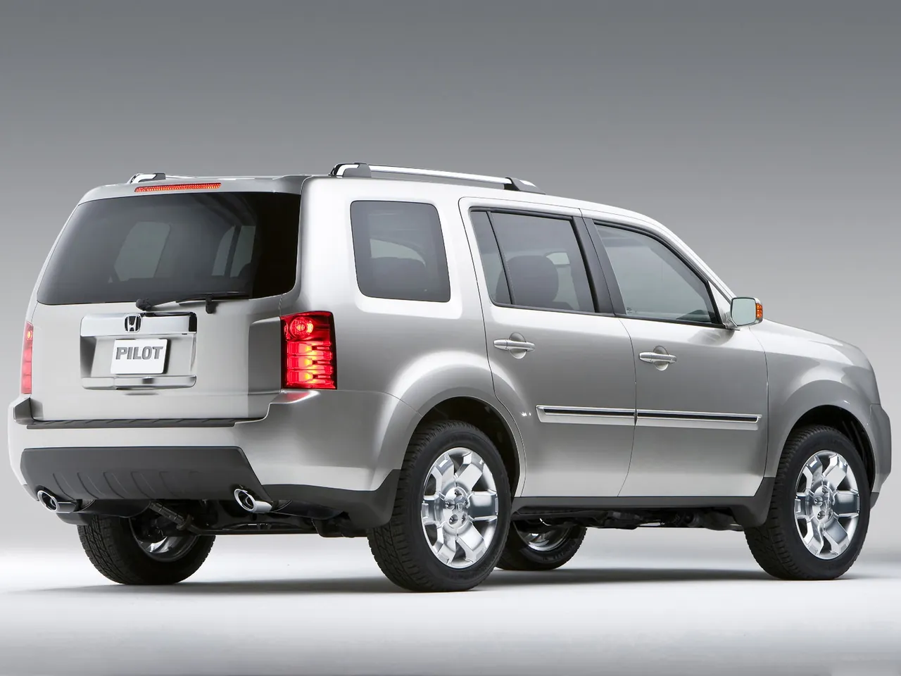 Honda Pilot Prototype (2009) – zadní tříčtvrteční pohled