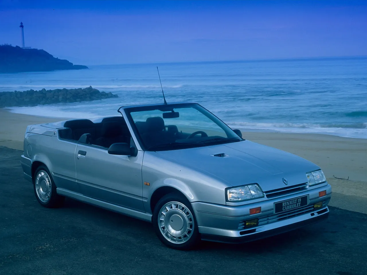 Renault 19 Convertible 16S (1991)