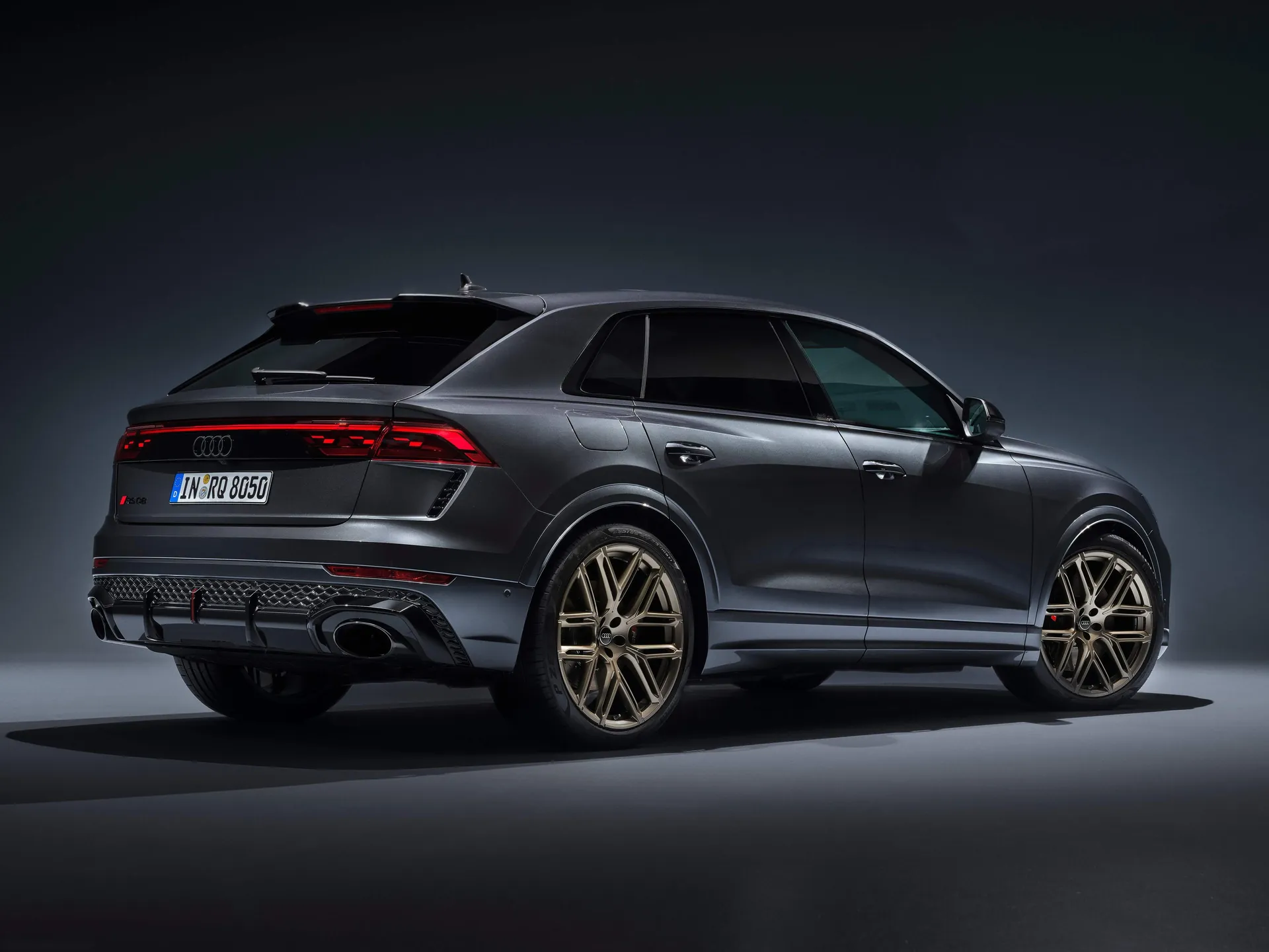 Audi RS Q8 (2025) – zadní tříčtvrteční pohled