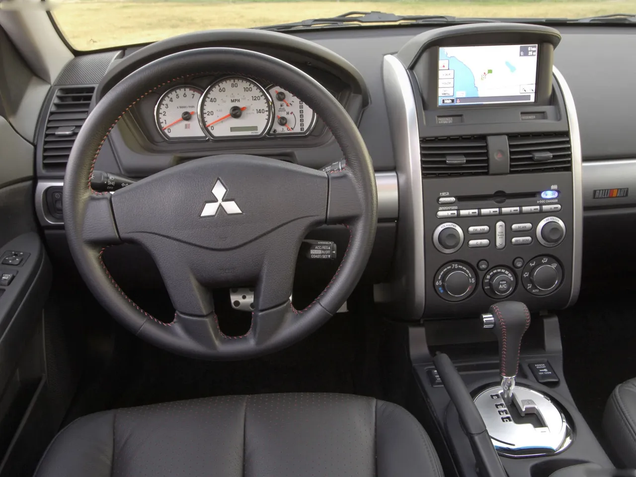 Mitsubishi Galant Ralliart (2007) – interiér