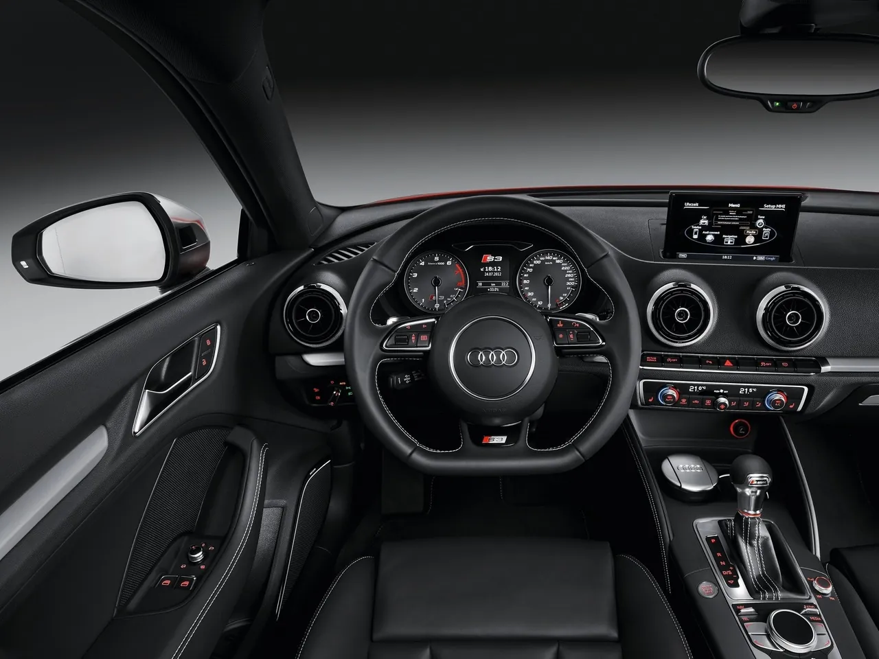 Audi S3 (2014) – interiér