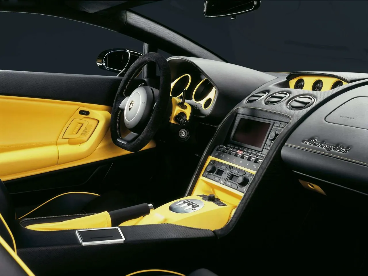Lamborghini Gallardo SE (2005) – interiér