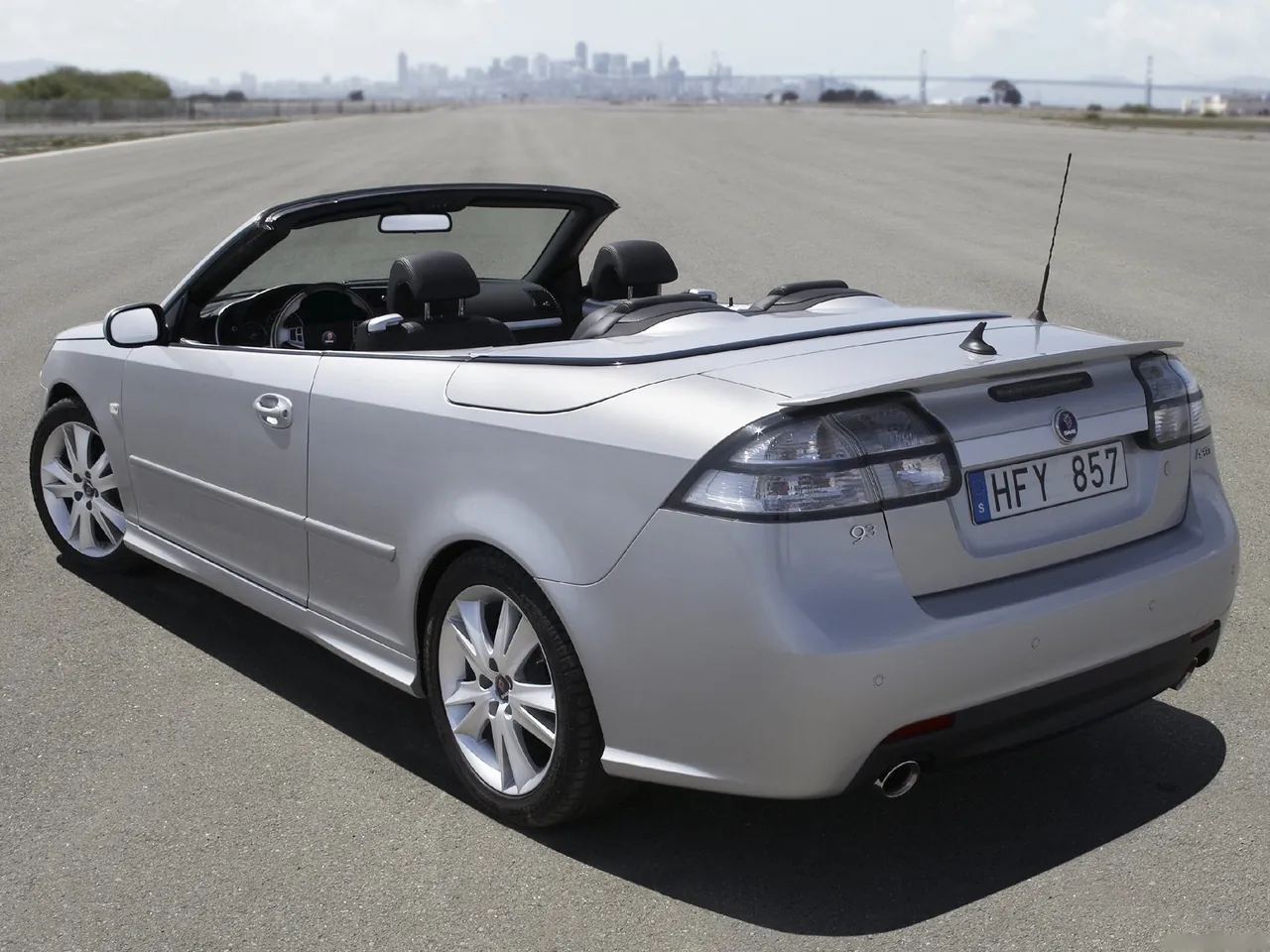 Saab 9-3 Convertible (2008) – zadní tříčtvrteční pohled