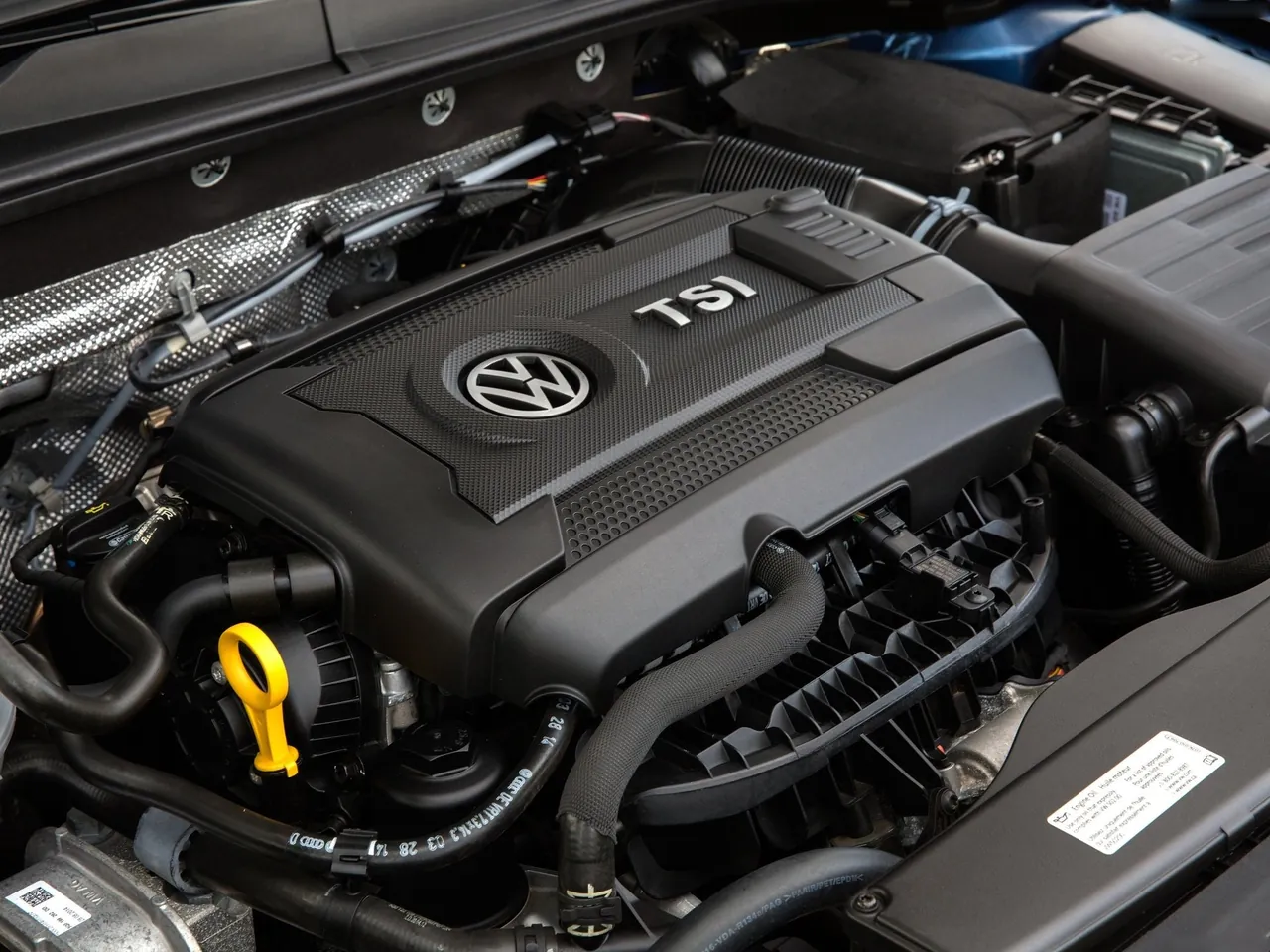 Volkswagen Golf SportWagen (2015) - Engine Bay