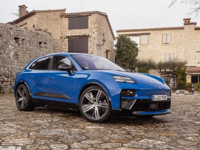 Porsche Macan GTS (2026)