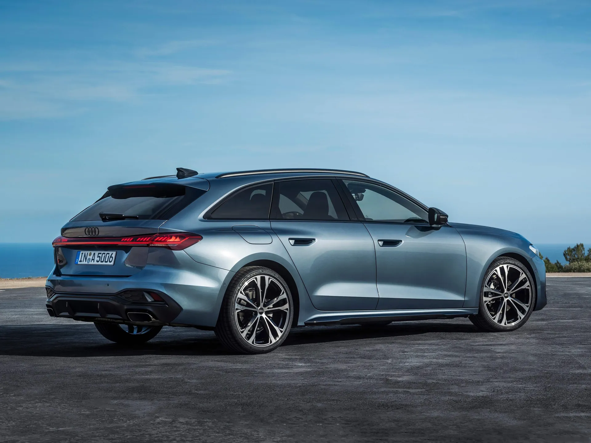Audi A5 Avant (2025) – zadní tříčtvrteční pohled