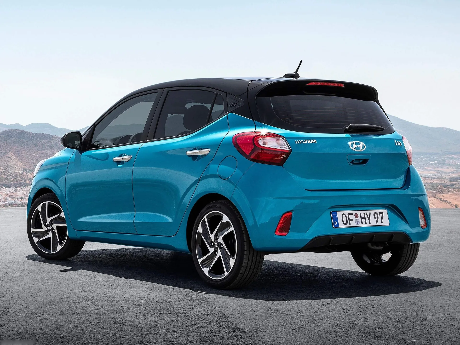 Hyundai i10 (2020) - Rear Three-Quarter