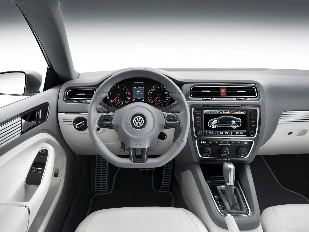 Volkswagen New Compact Coupe Concept (2010) – interiér