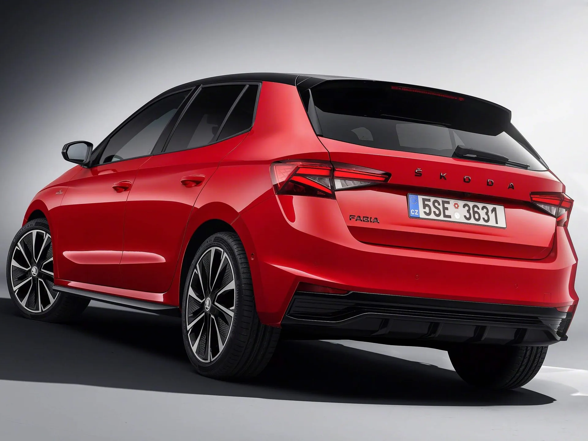 Skoda Fabia Monte Carlo (2022) – zadní tříčtvrteční pohled