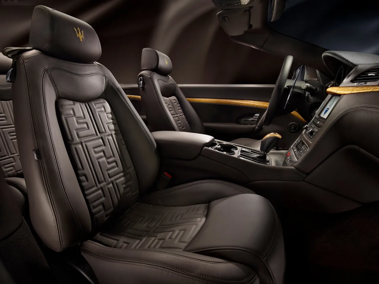 Maserati GranCabrio Fendi (2012) – interiér