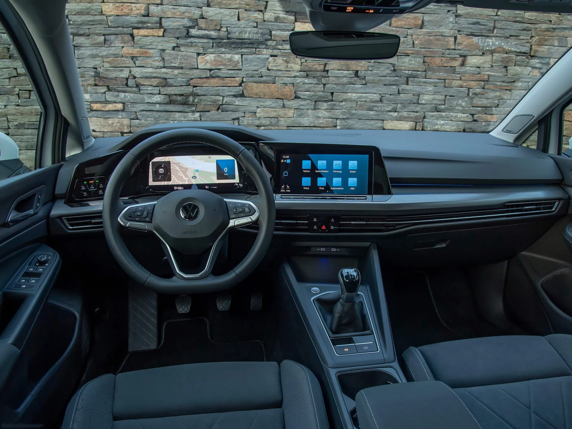 Volkswagen Golf (2020) – interiér