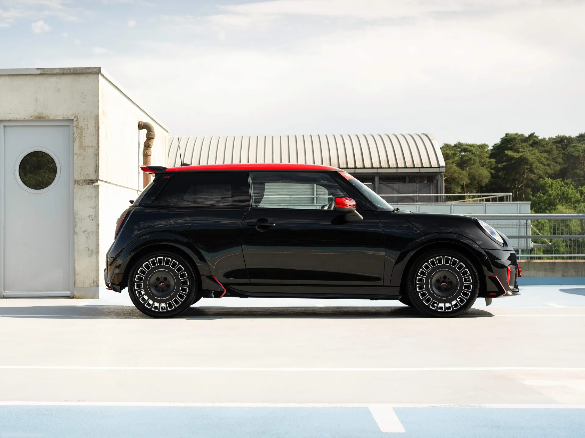 Mini John Cooper Works Accessories (2025) – boční profil
