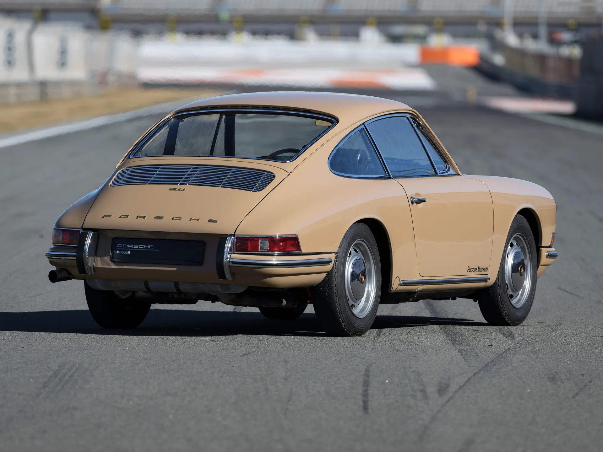Porsche 911 2.0 Coupe (1964) - Rear Three-Quarter