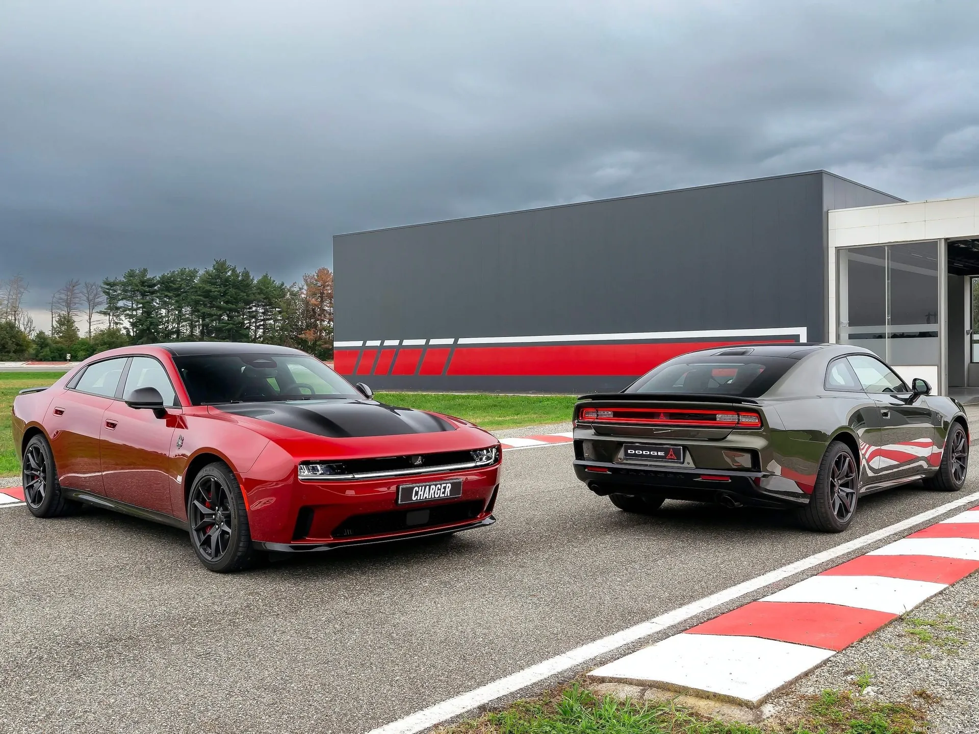Dodge Charger Daytona 4-door [EU] (2027) – modelová řada