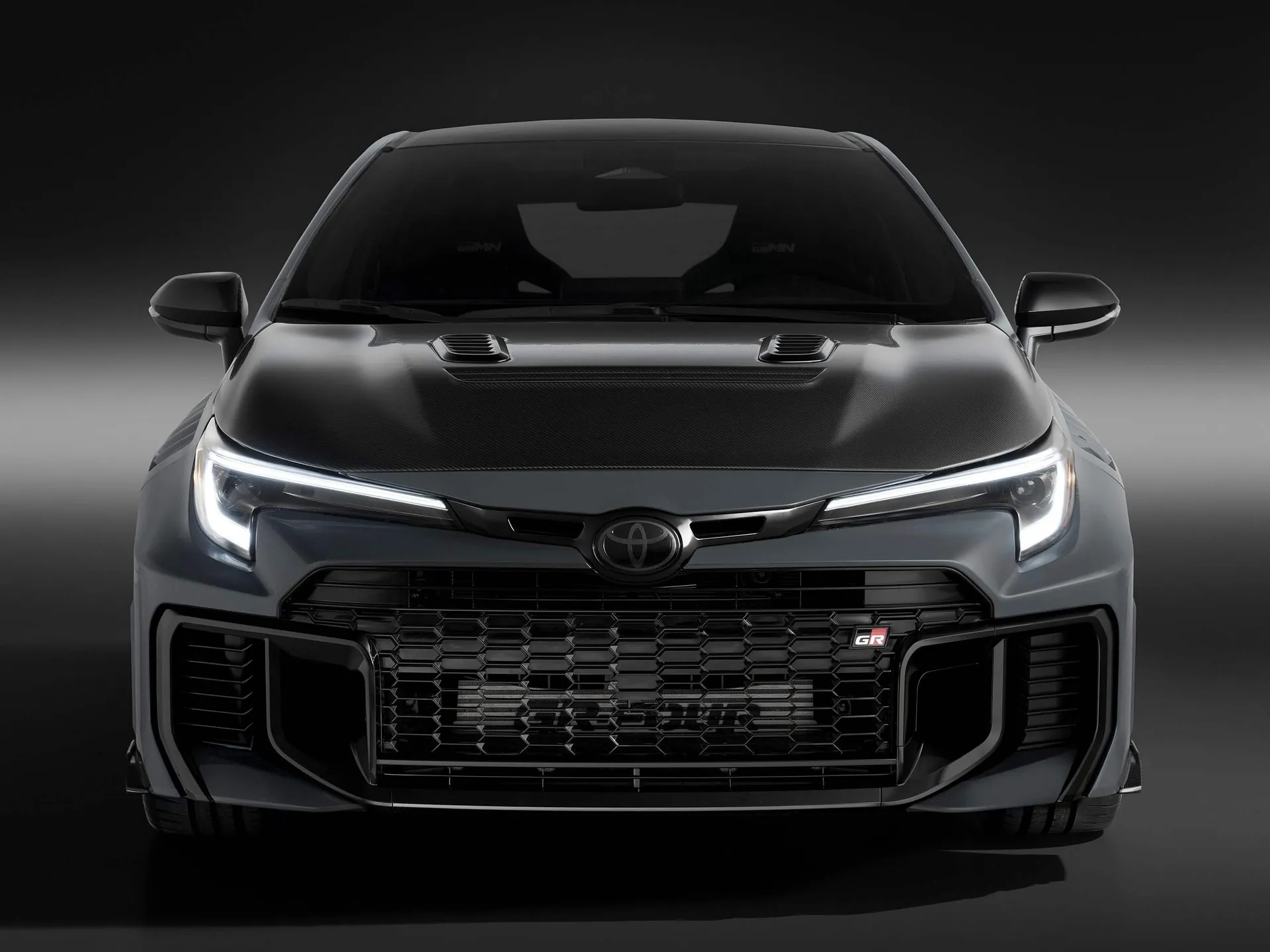 Toyota GRMN Corolla (2026) – zepředu