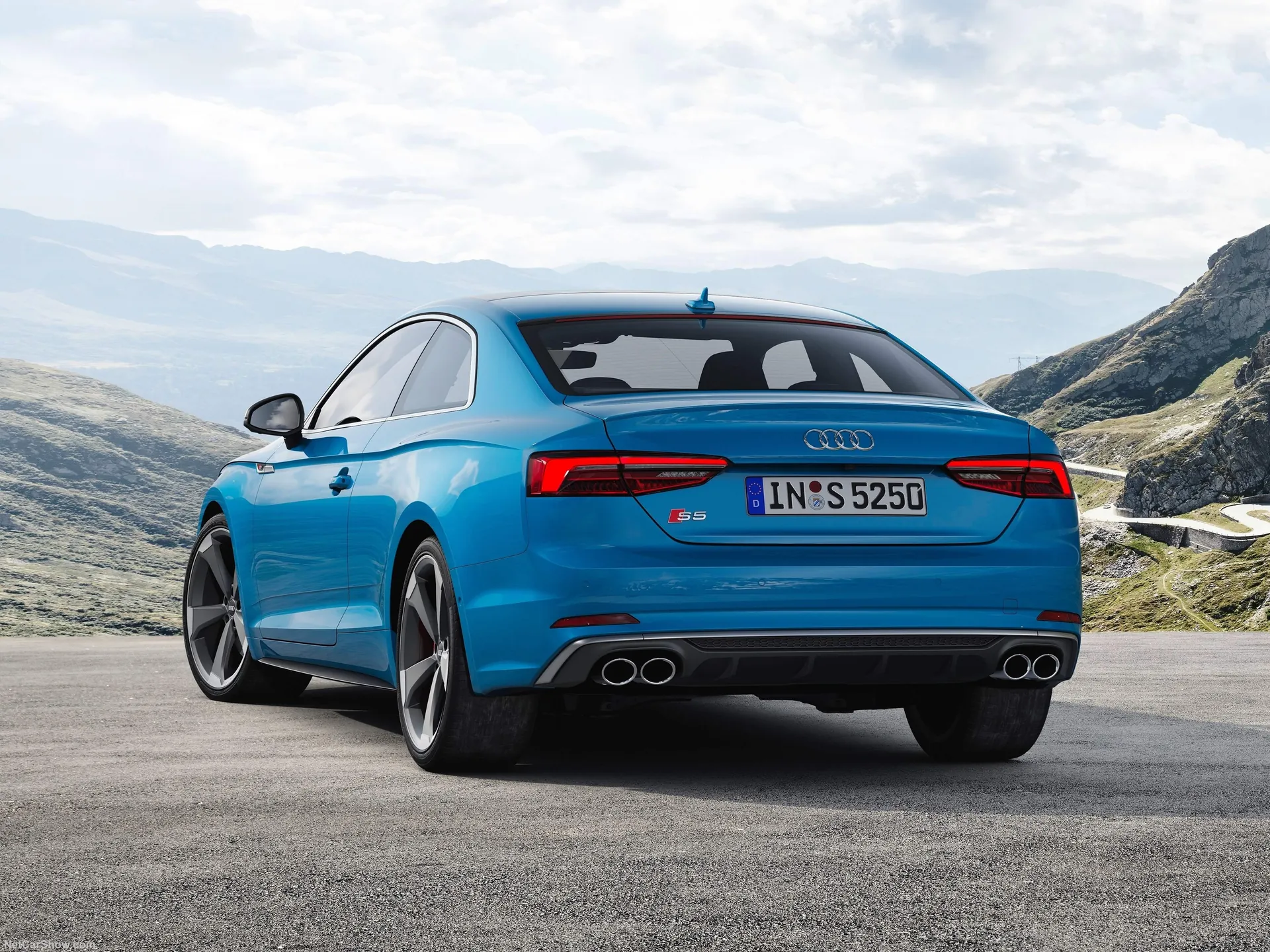Audi S5 Coupe TDI (2019) - Rear Three-Quarter