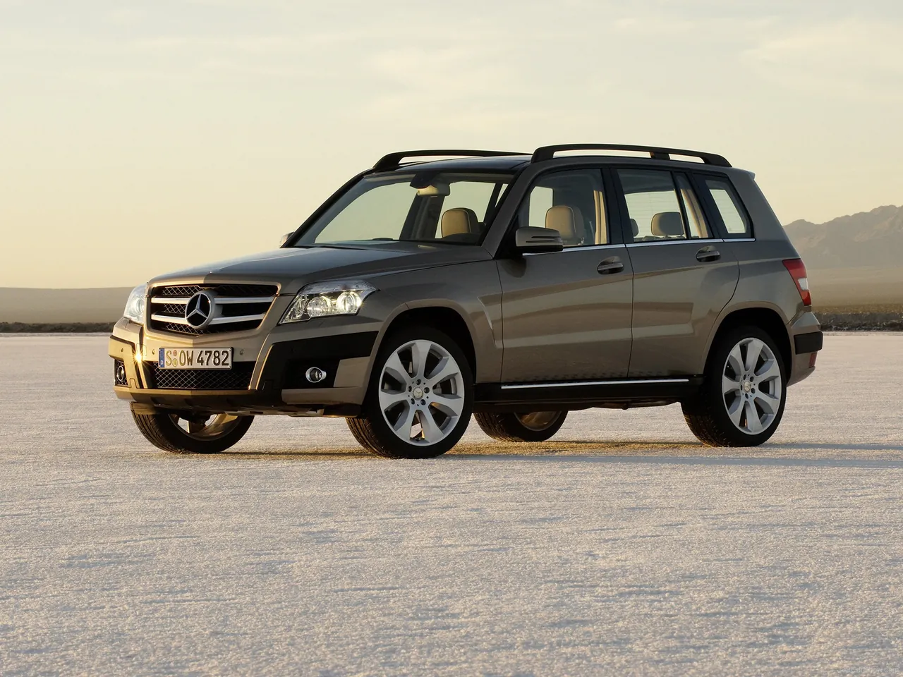 Mercedes-Benz GLK-Class (2010)