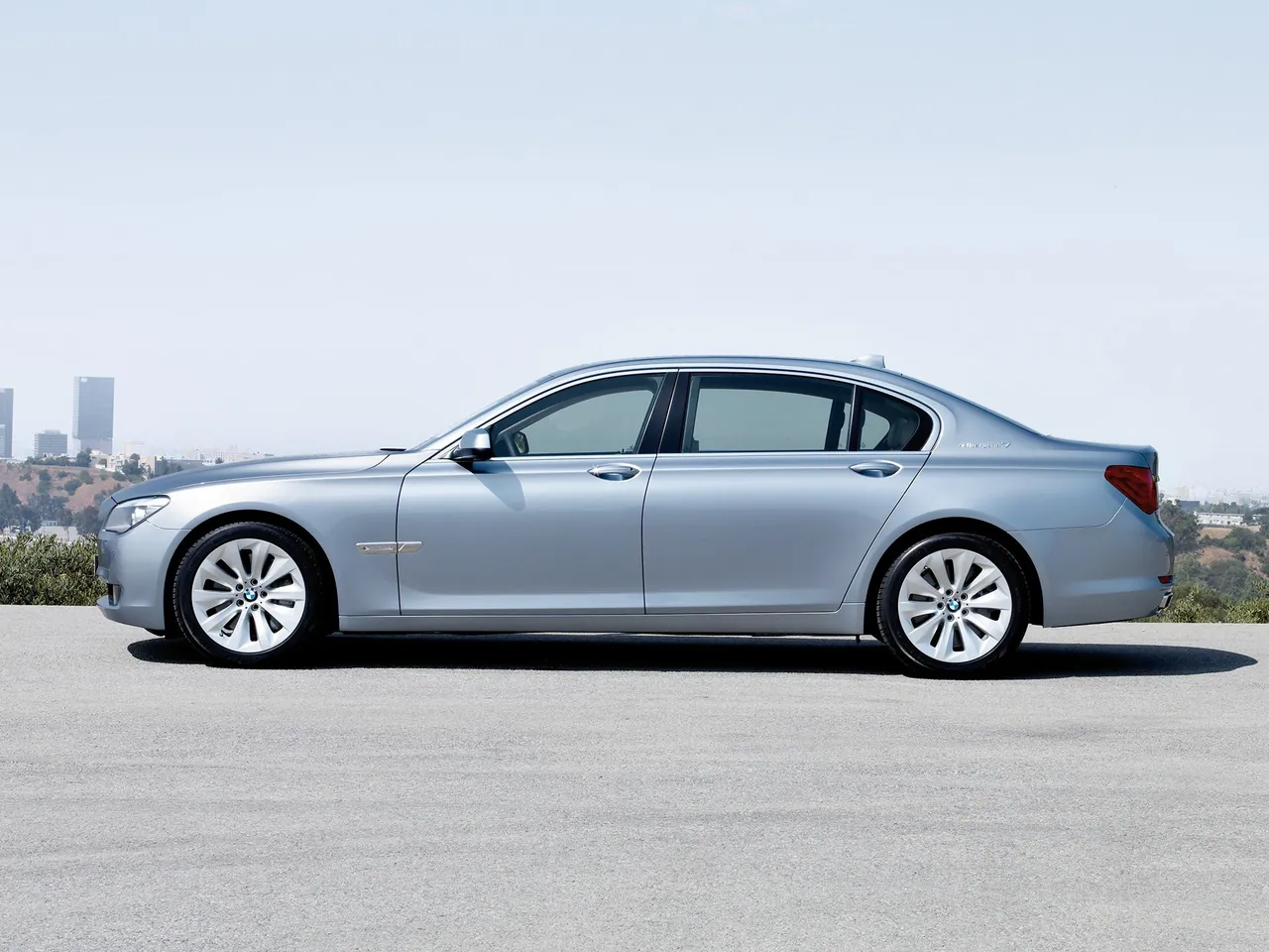 BMW 7 ActiveHybrid (2010) – boční profil