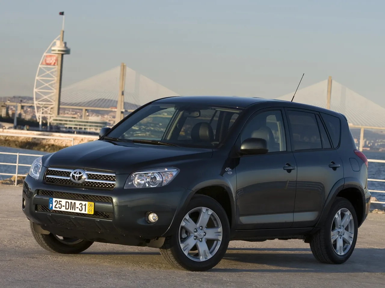 Toyota RAV4 (2006)