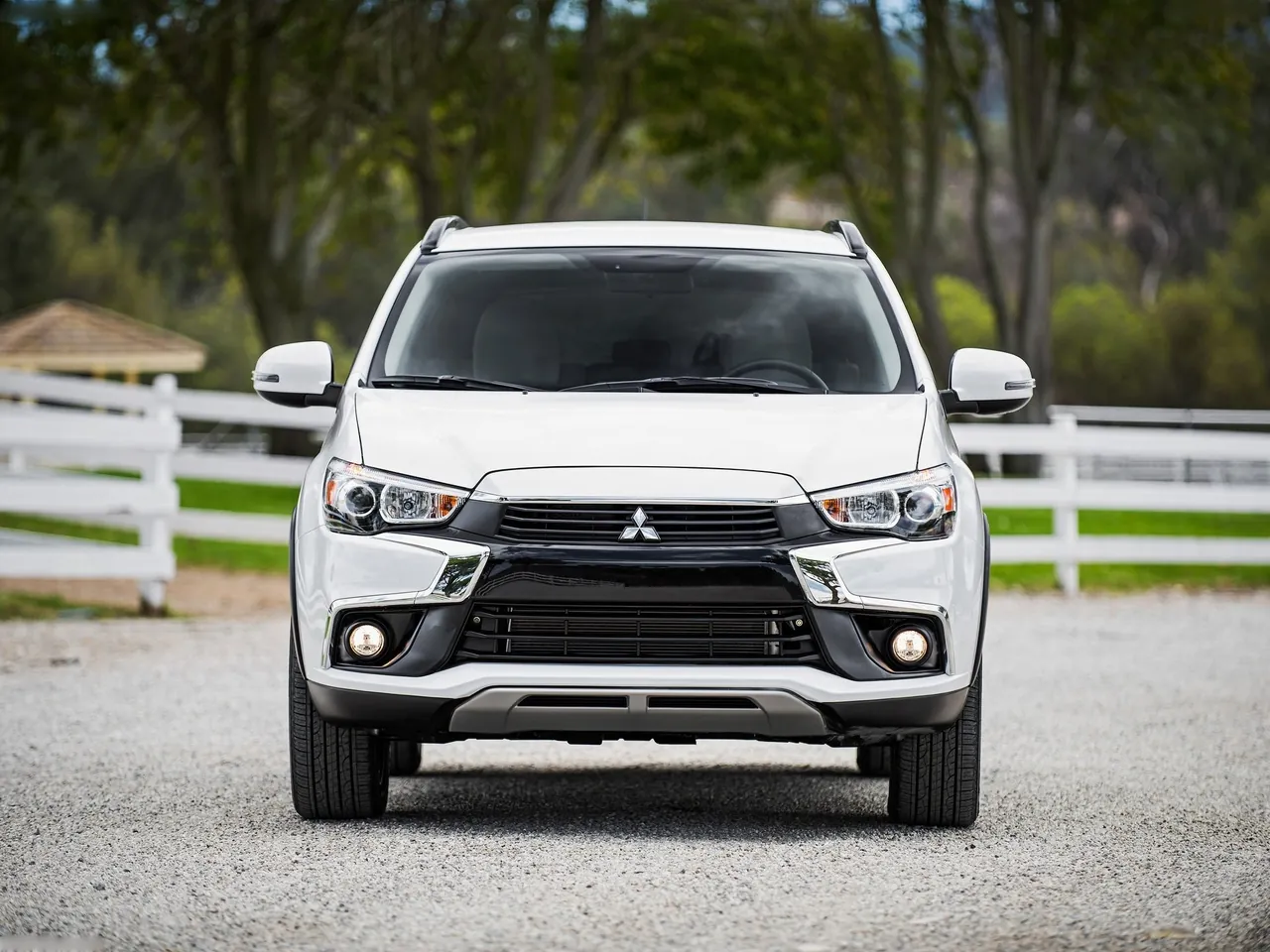 Mitsubishi Outlander Sport (2016) – zepředu