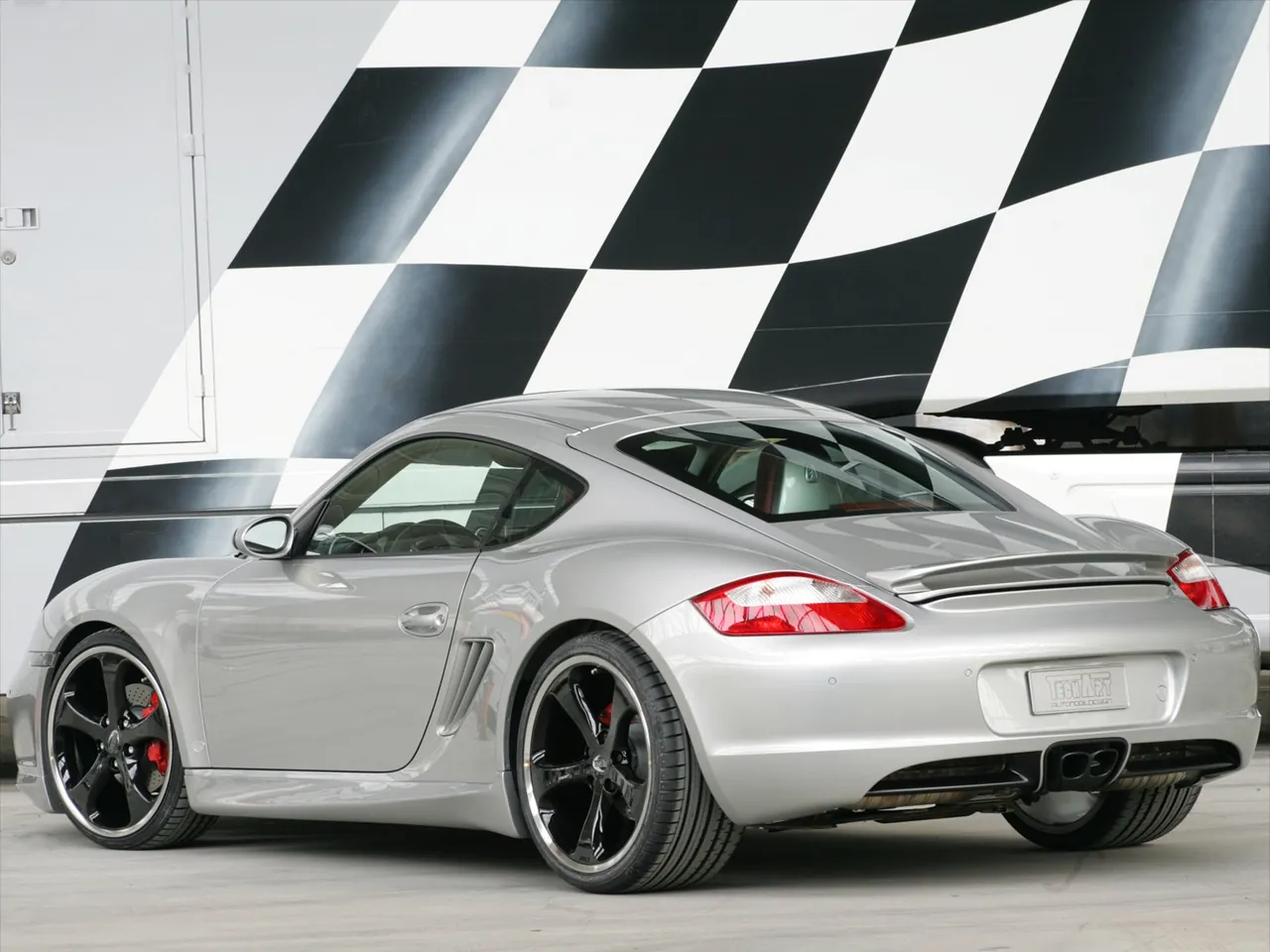 TechArt Porsche Cayman (2006) – zadní tříčtvrteční pohled