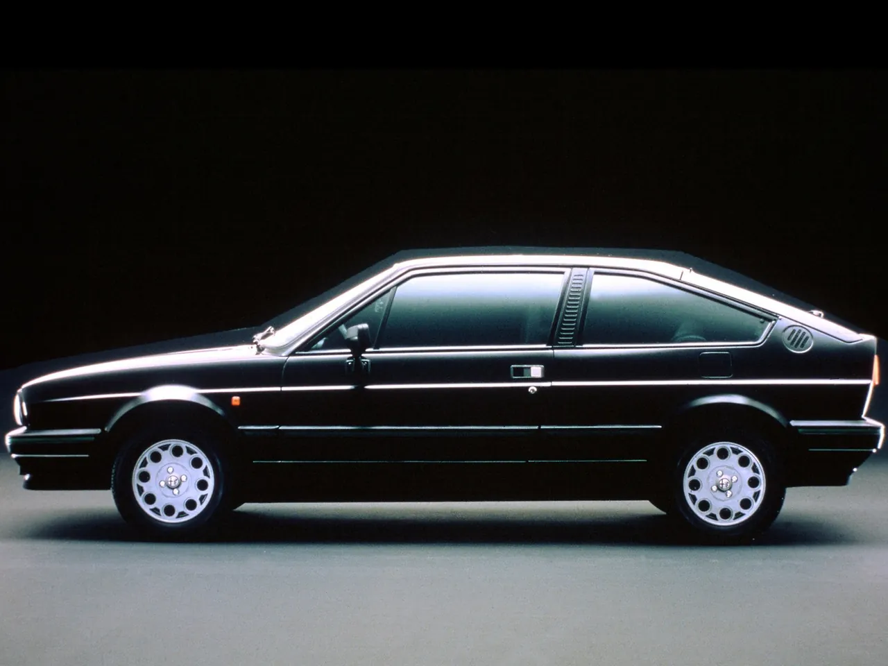 Alfa Romeo Alfasud Sprint Quadrifoglio Verde (1983) Side