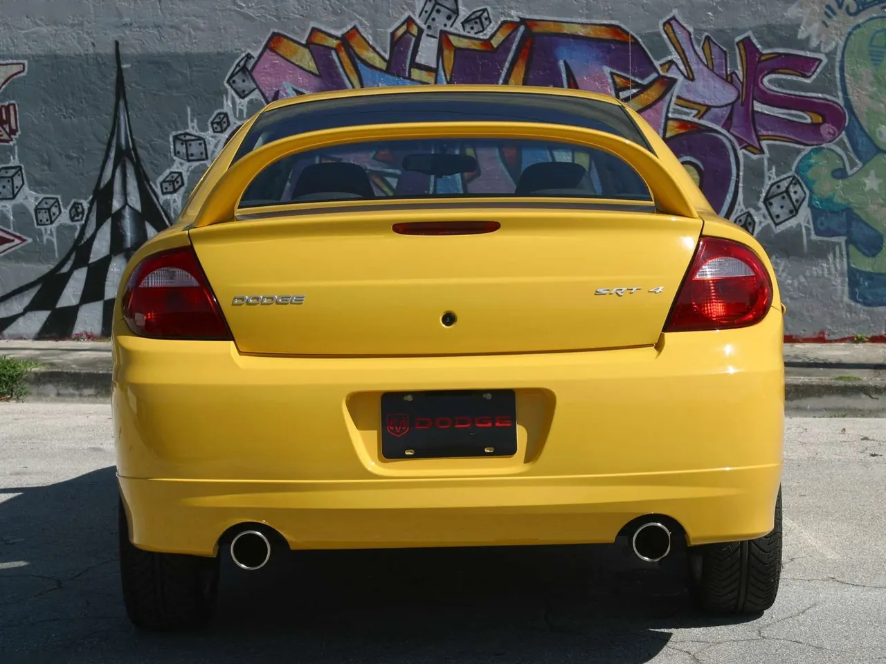 Dodge SRT4 (2003) – zezadu