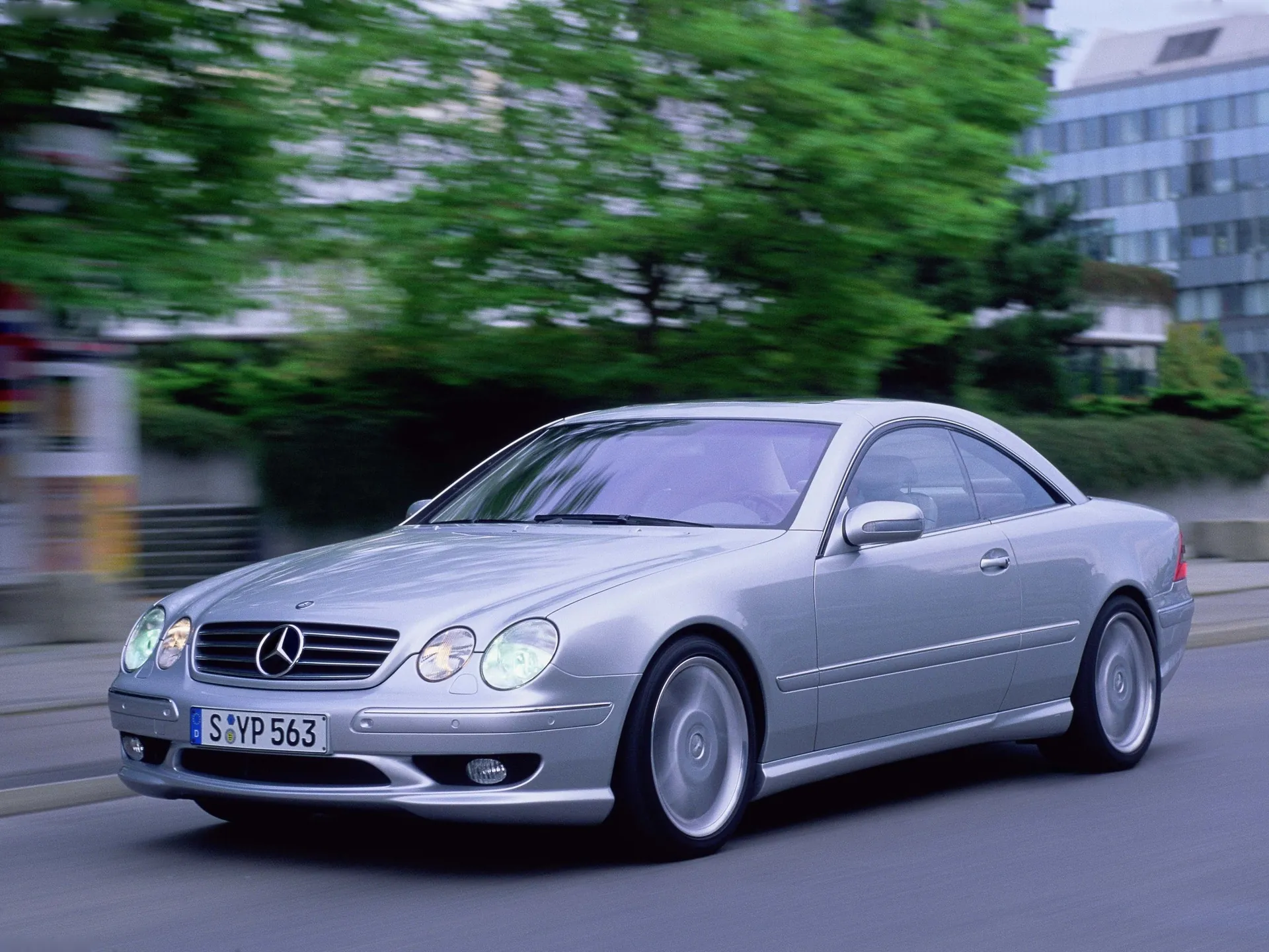 Mercedes-Benz CL55 AMG (2000)