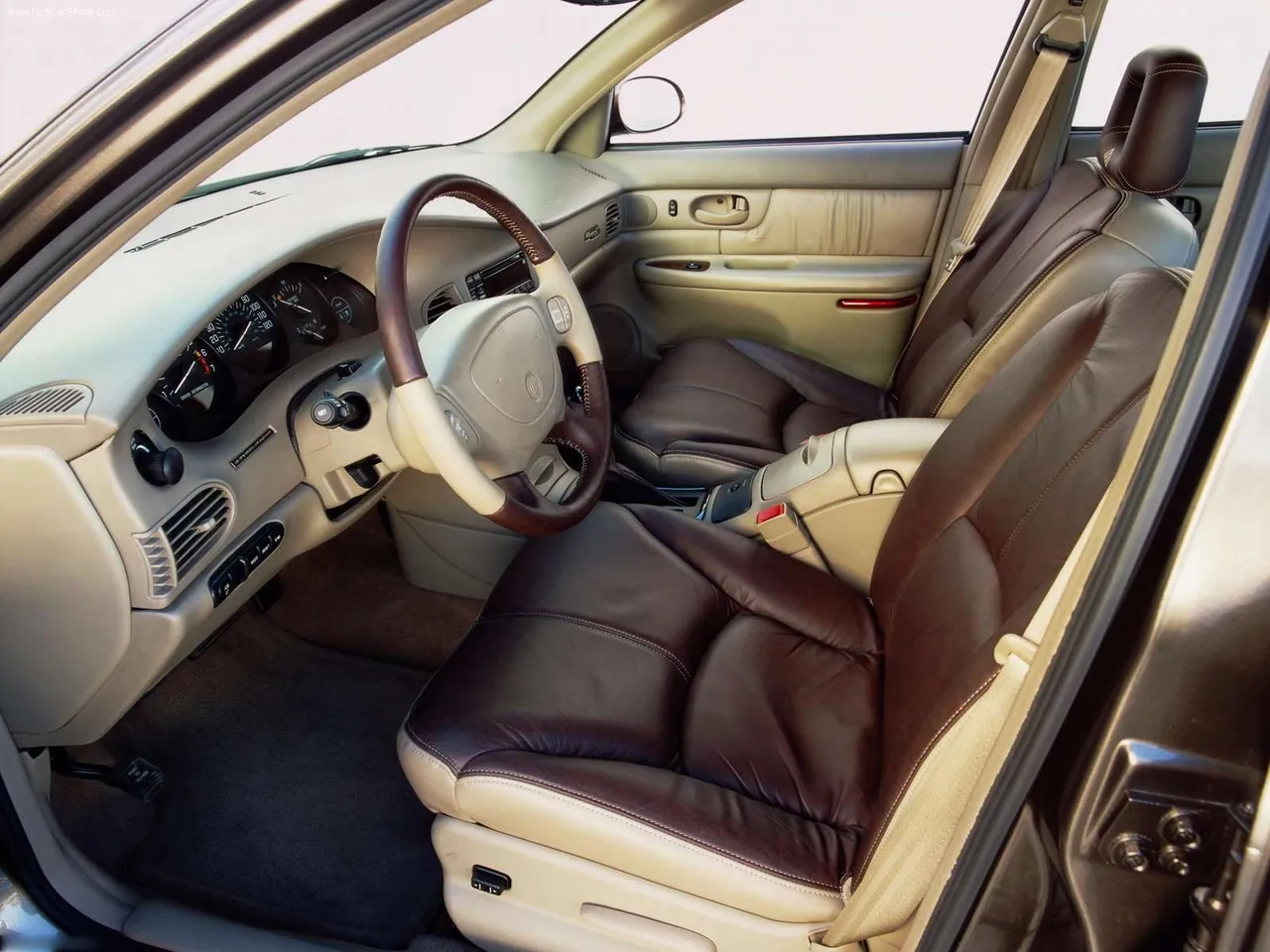 Buick Regal (2002) – interiér